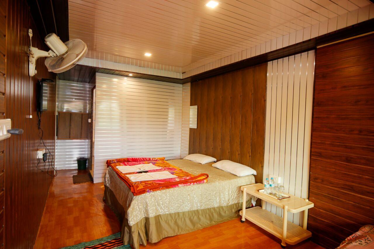Tai Niwas Cottage มหาบาเลชวาร์ ภายนอก รูปภาพ